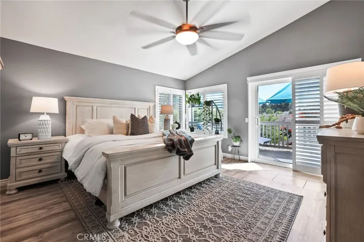 Spacious primary bedroom.