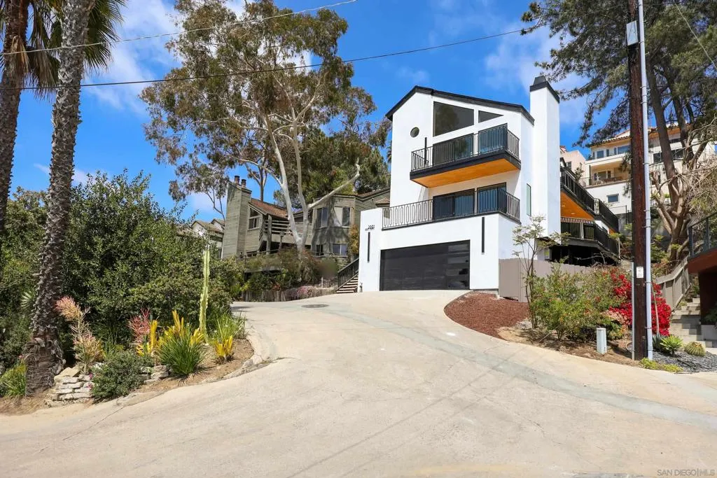 2861 Brant St., San Diego, California 92103 home-pic-1