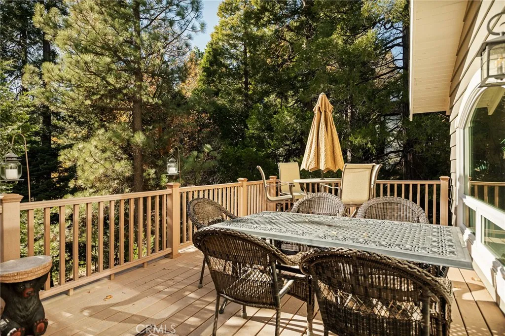 174 Hillcrest Court, Lake Arrowhead, California 92352 home-pic-13