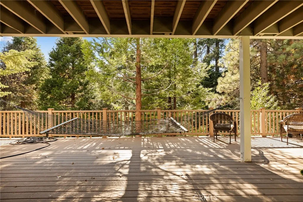 174 Hillcrest Court, Lake Arrowhead, California 92352 home-pic-31