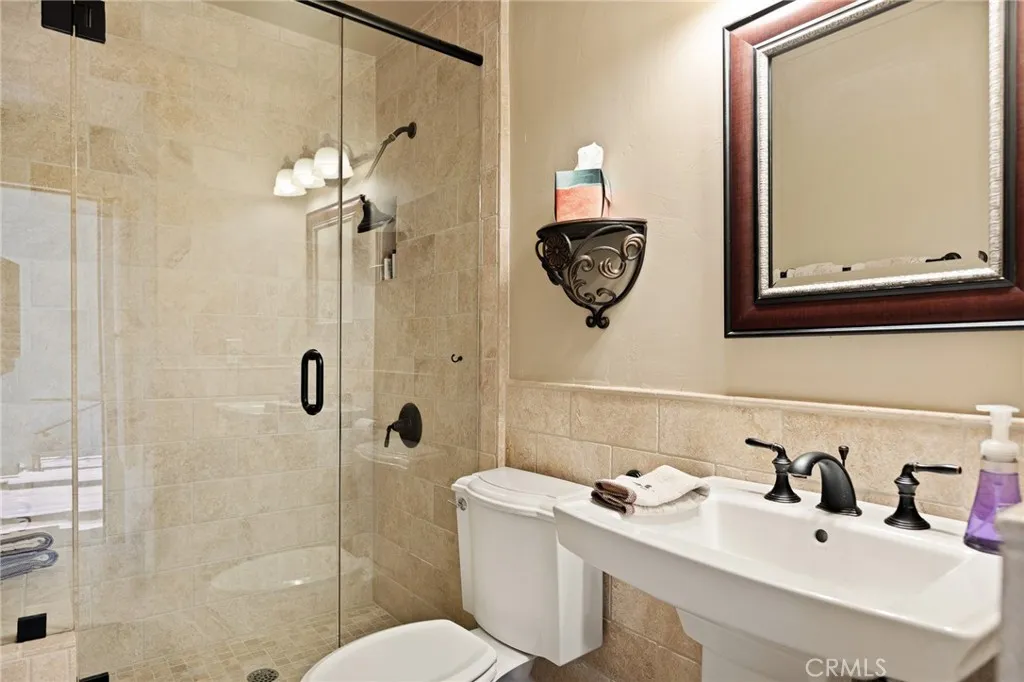 174 Hillcrest Court, Lake Arrowhead, California 92352 home-pic-19