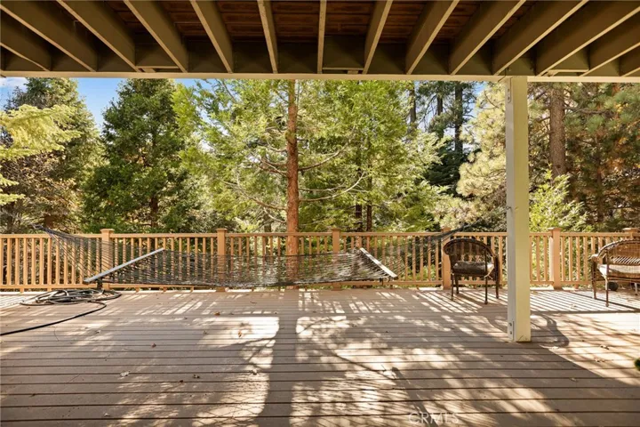 174 Hillcrest Court, Lake Arrowhead, California 92352