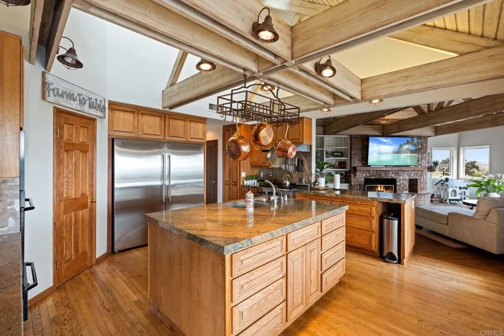 4938 San Jacinto Circle E, Fallbrook, California 92028 home-pic-18