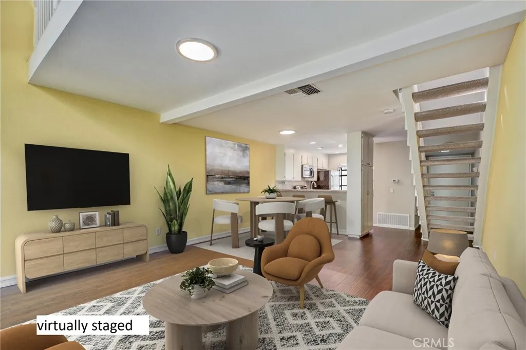 162 Pineview, Irvine, California 92620 home-pic-1