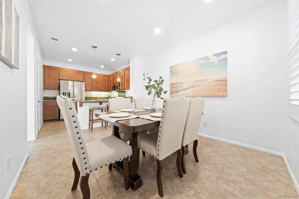13055 Alora Pt, San Diego, California 92130 home-pic-17