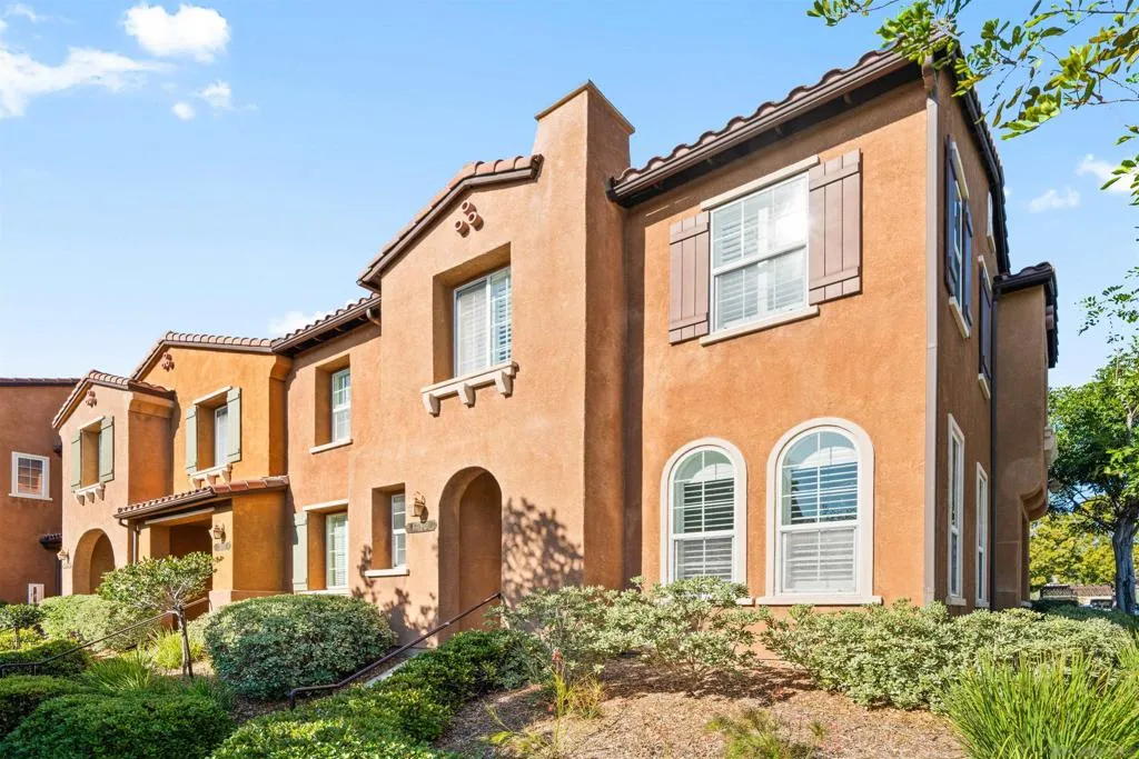 13055 Alora Pt, San Diego, California 92130 home-pic-1