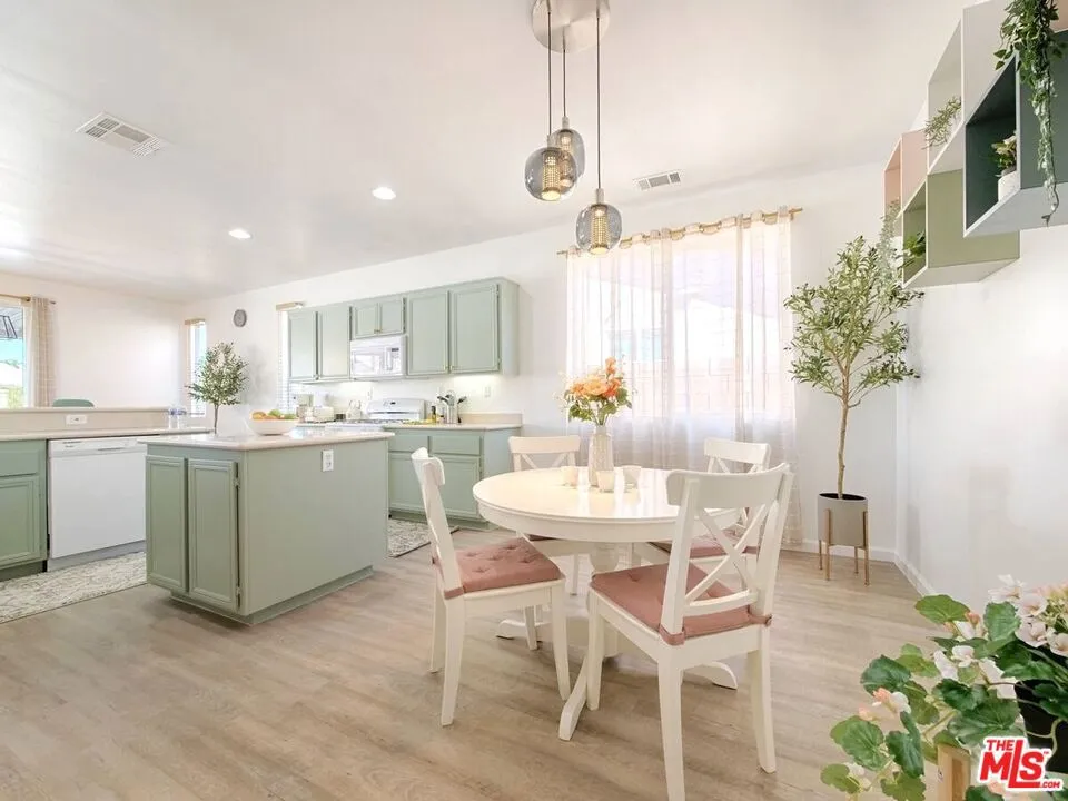 80718 Mountain Mesa Drive, Indio, California 92201 home-pic-6