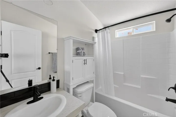17635 Nelson Avenue, Lake Elsinore, California 92530