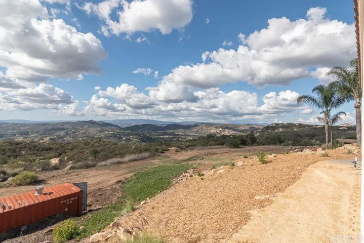 Please be aware, the cargo container shown in this photo does not remain with the property