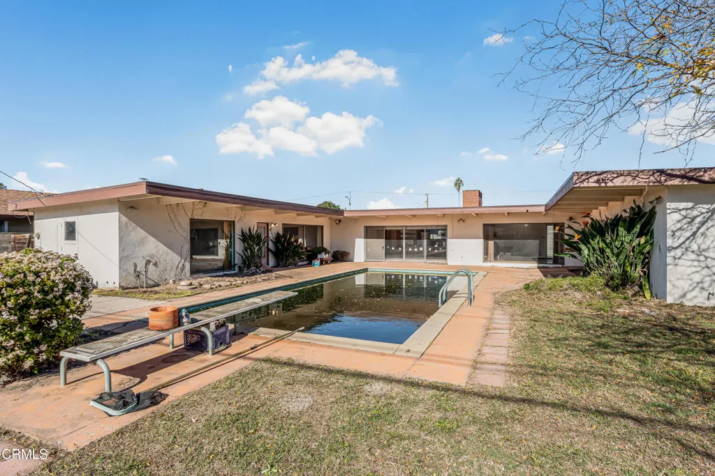 630 W Roderick Avenue, Oxnard, California 93030 home-pic-11