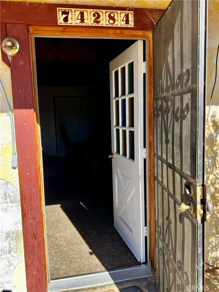 74284 El Paseo, 29 Palms, California 92277 home-pic-22