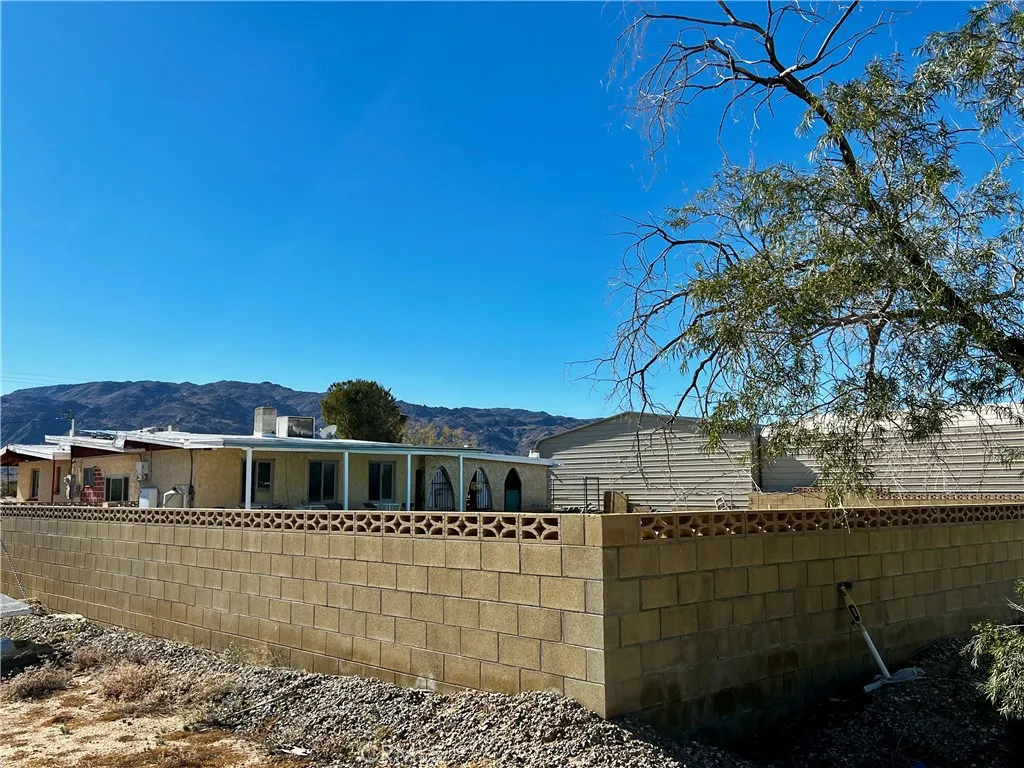 74284 El Paseo, 29 Palms, California 92277 home-pic-21