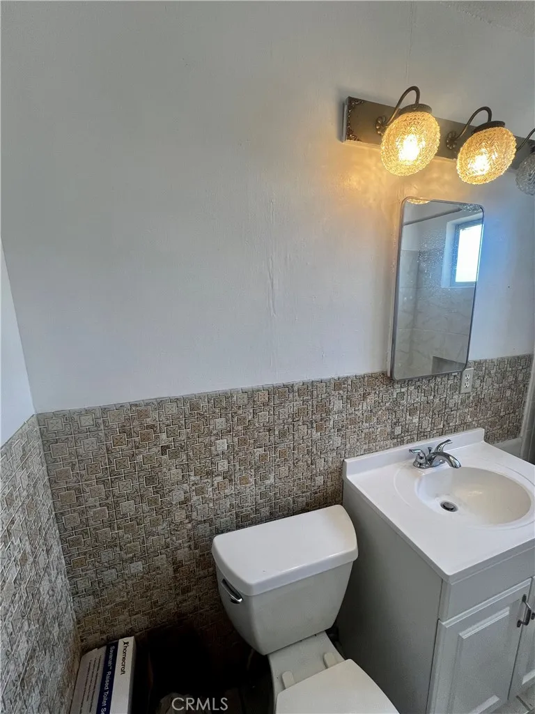 74284 El Paseo, 29 Palms, California 92277 home-pic-46