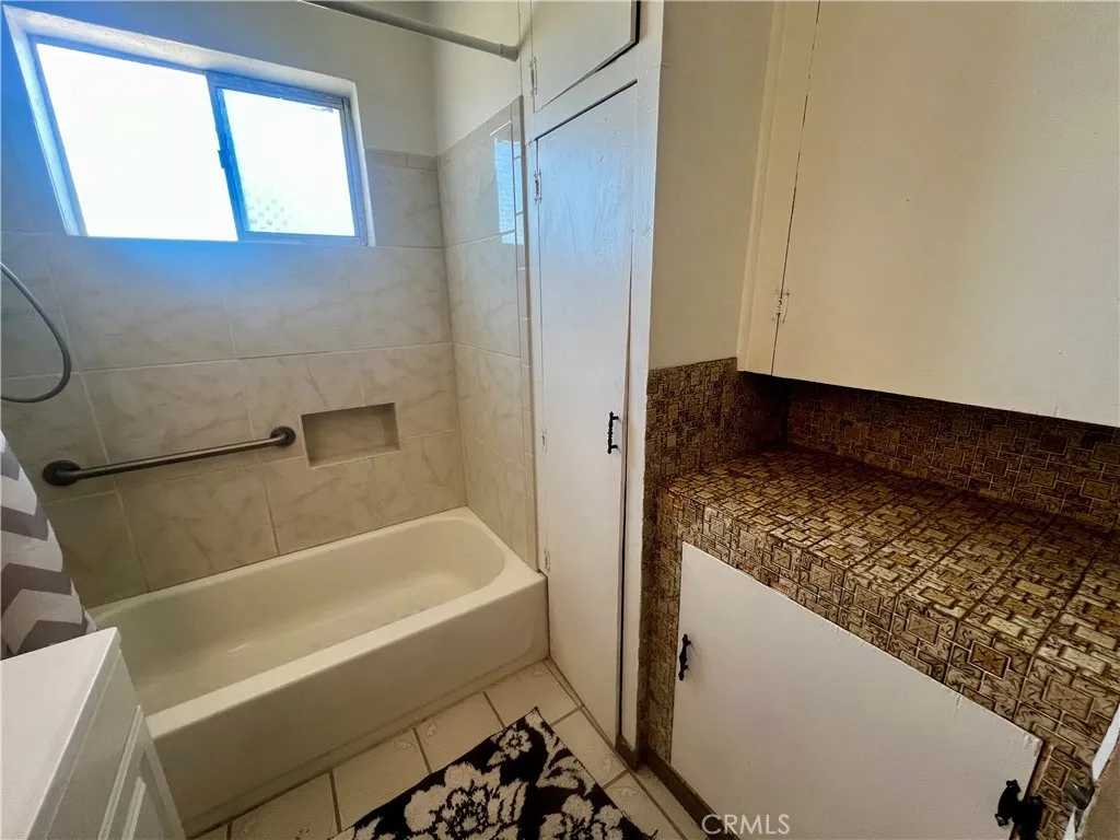74284 El Paseo, 29 Palms, California 92277 home-pic-47