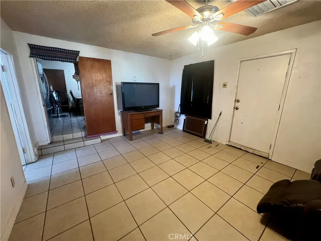 74284 El Paseo, 29 Palms, California 92277 home-pic-42