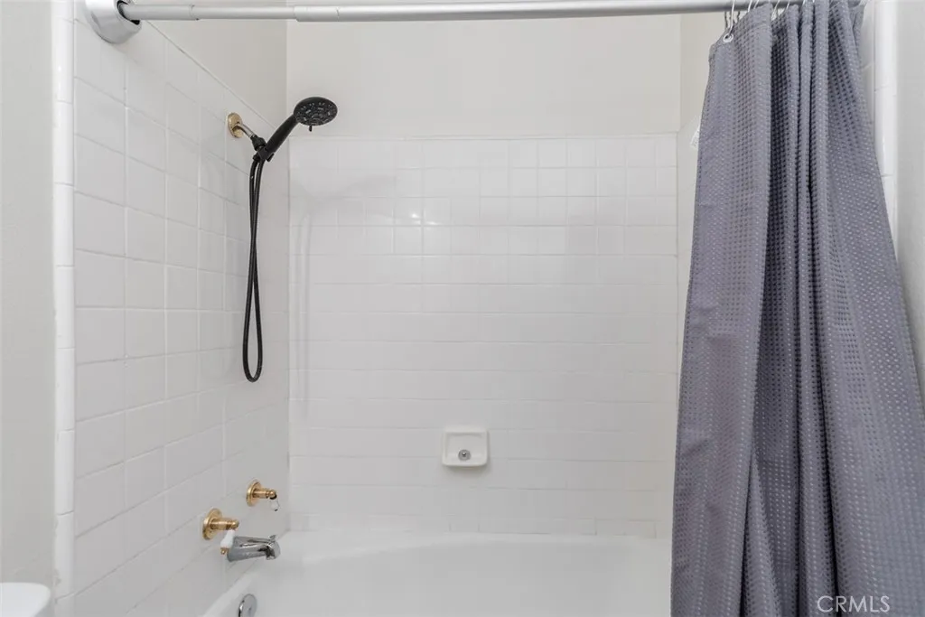 15201 Nottingham, Huntington Beach, California 92647 home-pic-25