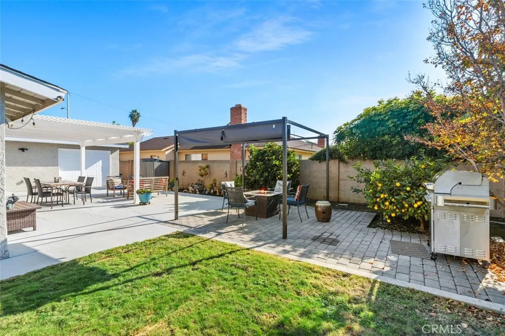 15201 Nottingham, Huntington Beach, California 92647 home-pic-30