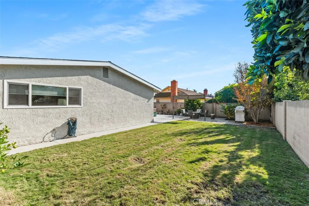 15201 Nottingham, Huntington Beach, California 92647 home-pic-31