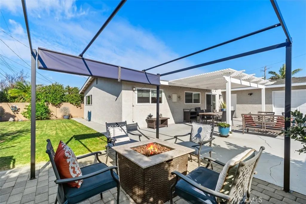 15201 Nottingham, Huntington Beach, California 92647 home-pic-29