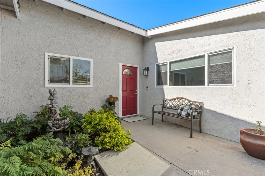 15201 Nottingham, Huntington Beach, California 92647 home-pic-4
