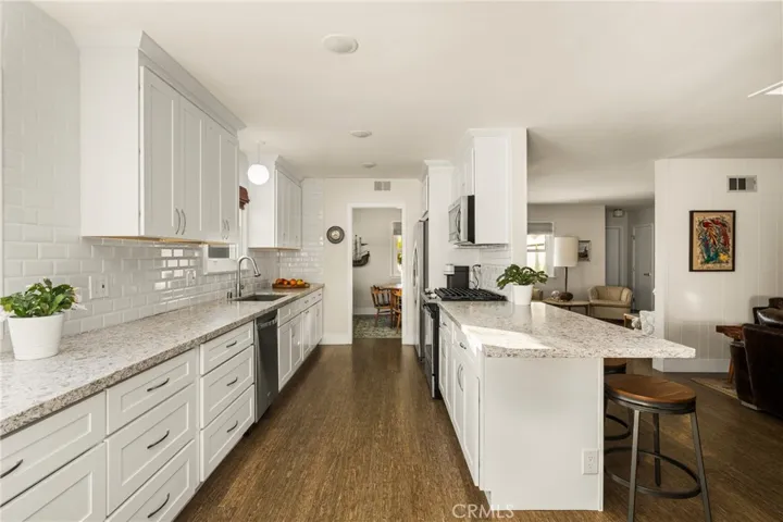 943 E Everett Place, Orange, California 92867