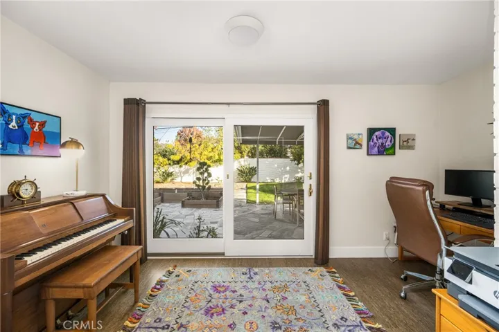 943 E Everett Place, Orange, California 92867