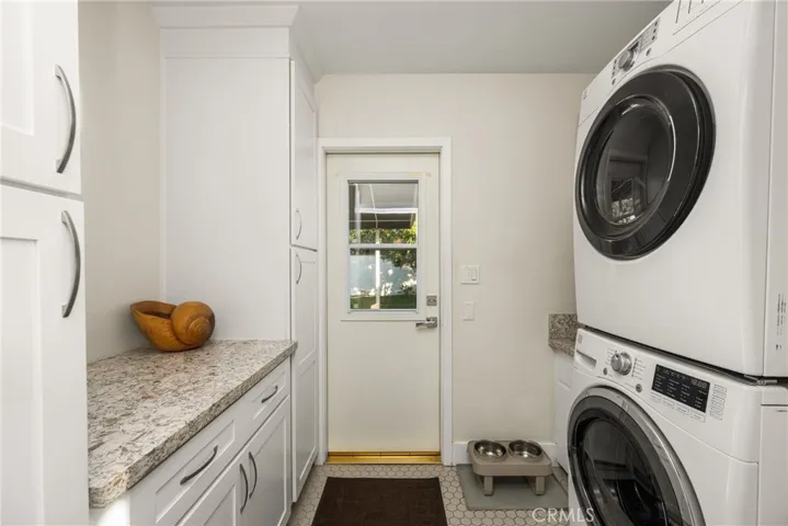943 E Everett Place, Orange, California 92867