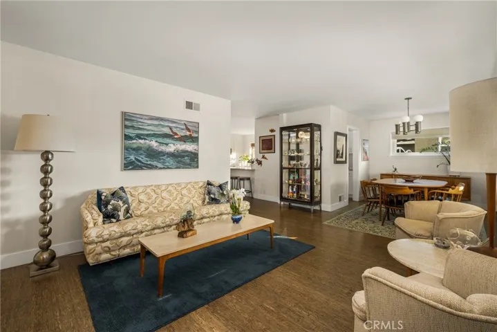 943 E Everett Place, Orange, California 92867