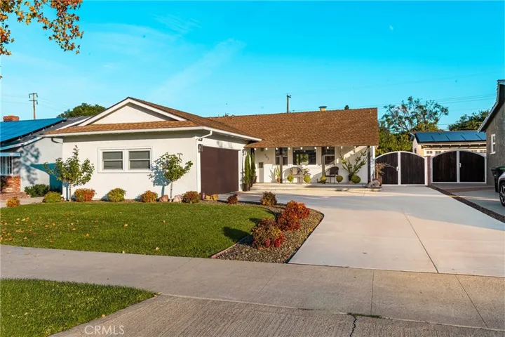 943 E Everett Place, Orange, California 92867