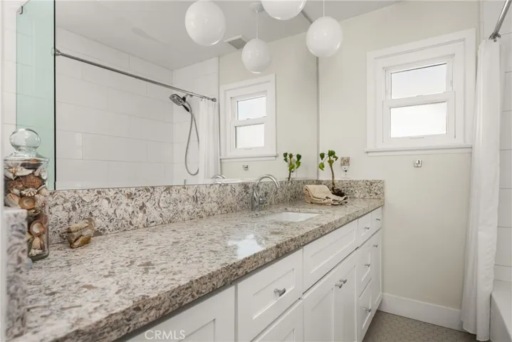 943 E Everett Place, Orange, California 92867