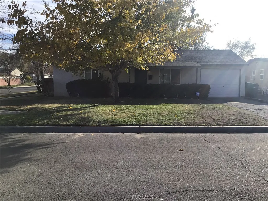1202 W Lumber, Lancaster, California 93534 home-pic-0