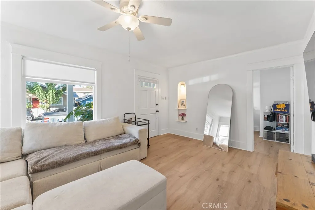 1724 E 8th, Long Beach, California 90813 home-pic-1