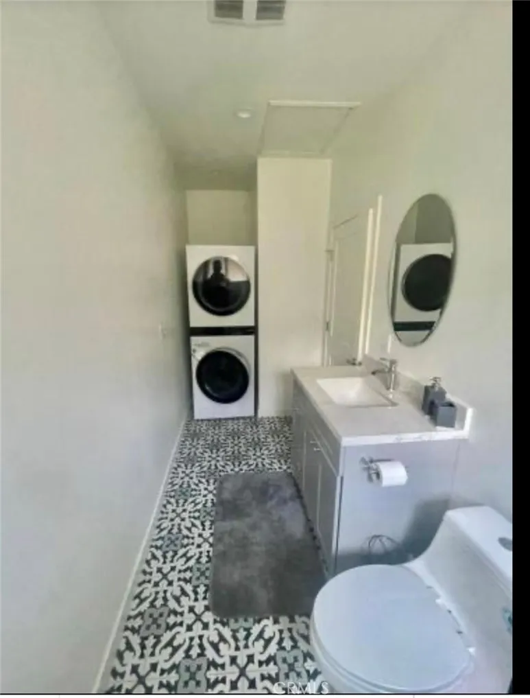 5500 Blanco, Woodland Hills, California 91367 home-pic-15