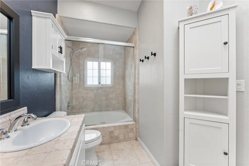 4700 Warner Avenue 112, Huntington Beach, California 92649 home-pic-24