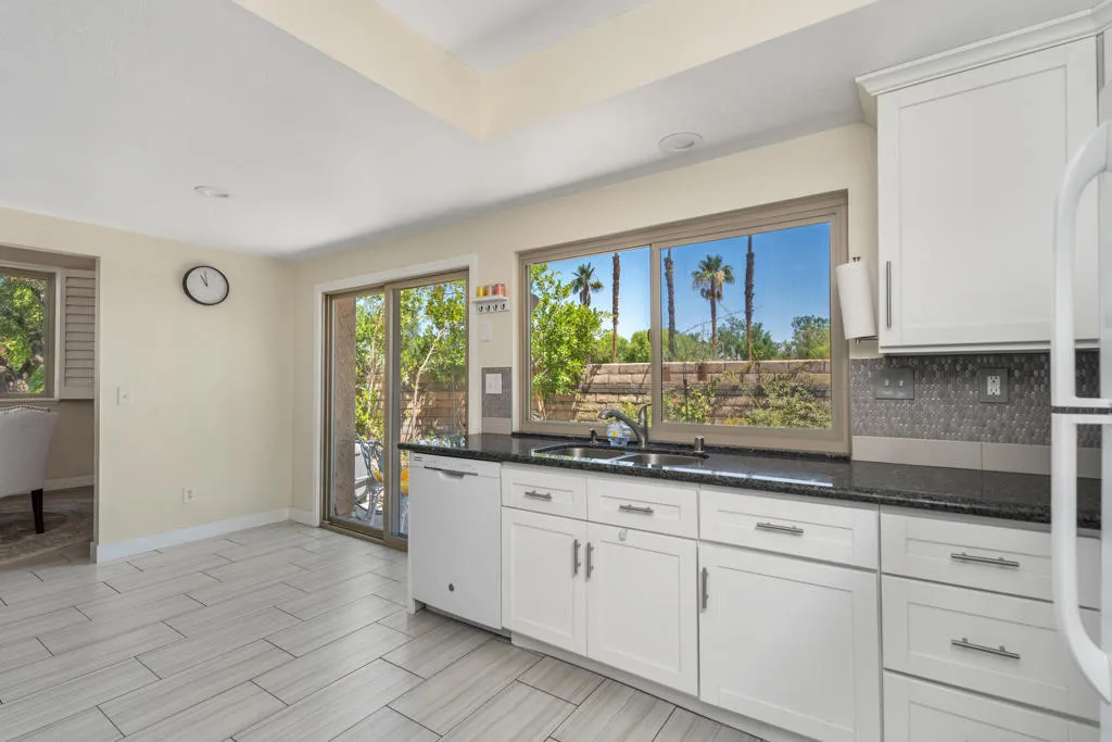 30 San Juan Drive, Rancho Mirage, California 92270 home-pic-13