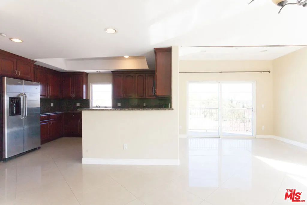 8555 Cashio Street Ph4, Los Angeles, California 90035 home-pic-5