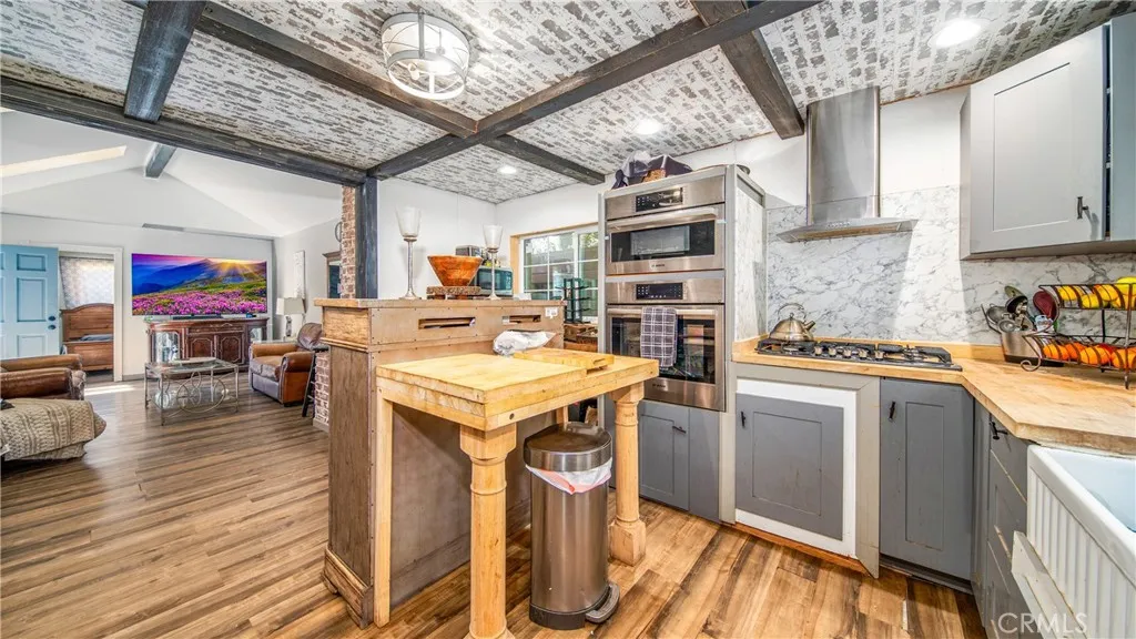 33134 Agua Dulce Canyon, Agua Dulce, California 91390 home-pic-19