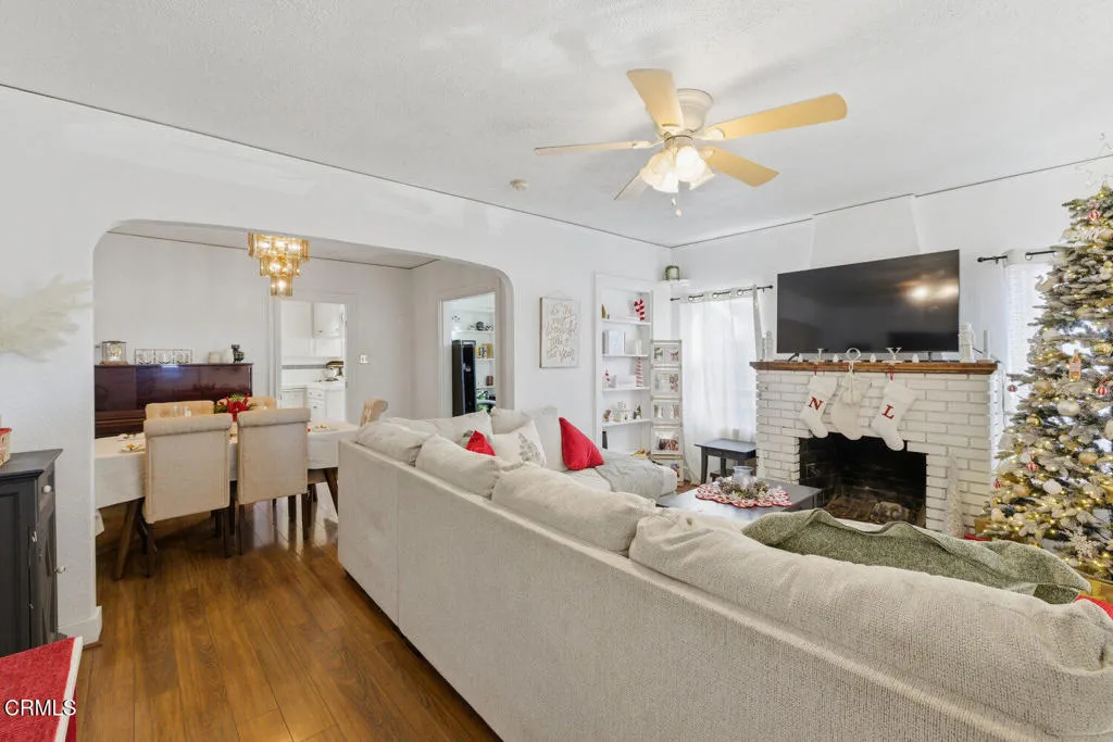 55 Barry Drive, Ventura, California 93001 home-pic-0