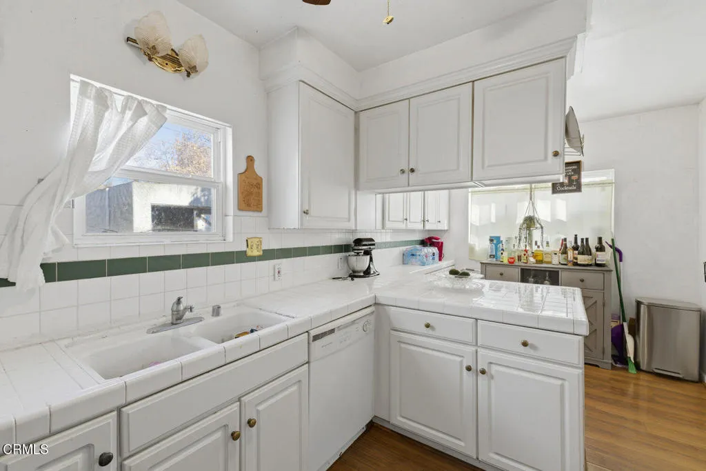 55 Barry Drive, Ventura, California 93001 home-pic-6