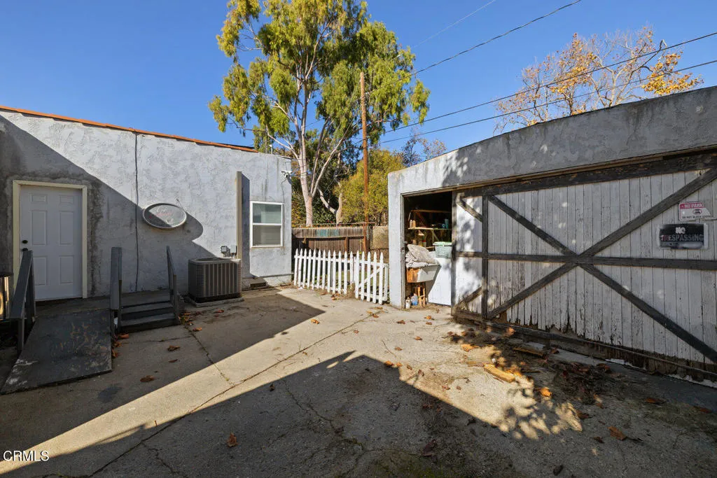 55 Barry Drive, Ventura, California 93001 home-pic-21