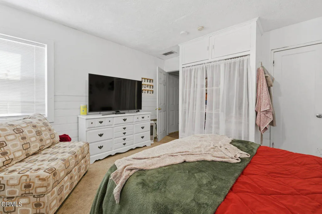 55 Barry Drive, Ventura, California 93001 home-pic-14