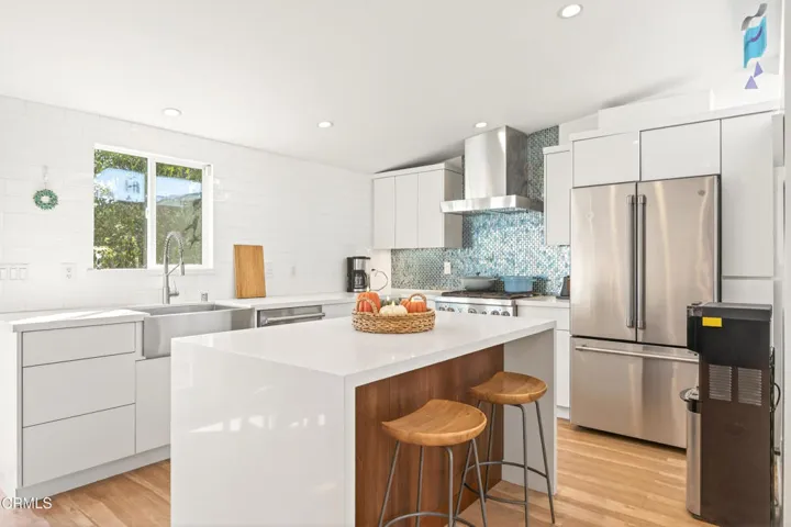 UpmarketMedia_1040Dover-057