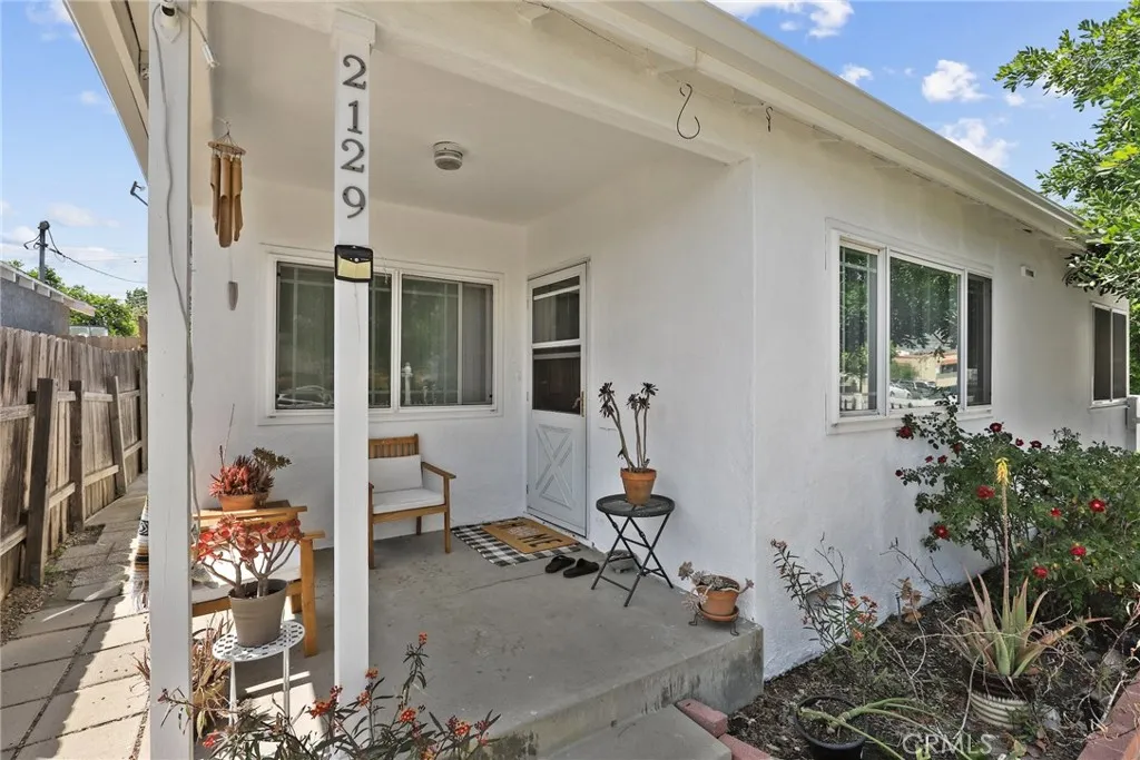 2129 N Pepper Street, Burbank, California 91505 home-pic-8