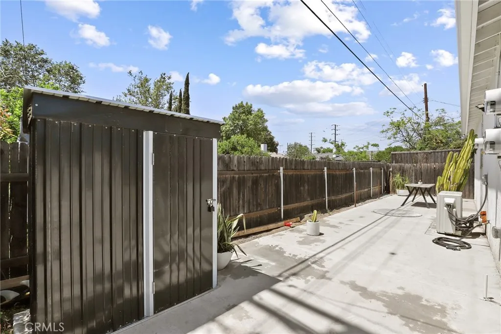 2129 N Pepper Street, Burbank, California 91505 home-pic-41