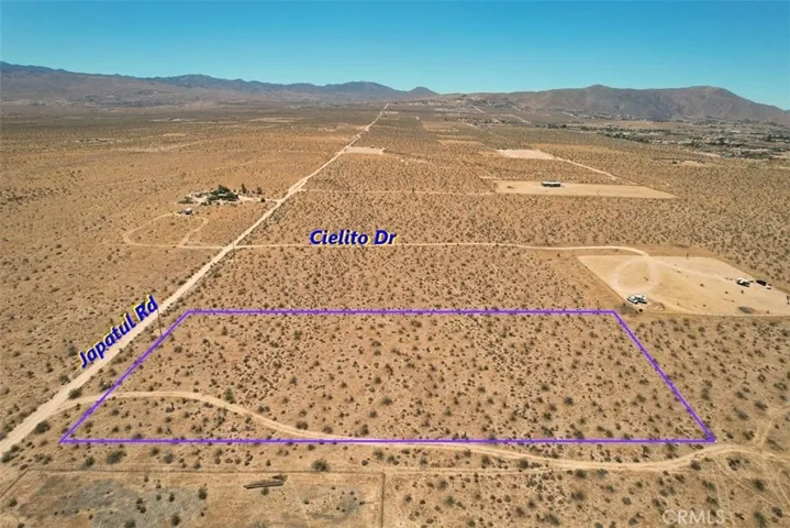 38 Japatul Rd, Apple Valley, California 92307