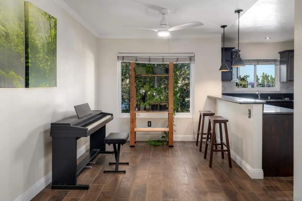 3207 Midway Dr 104, San Diego, California 92110 home-pic-6