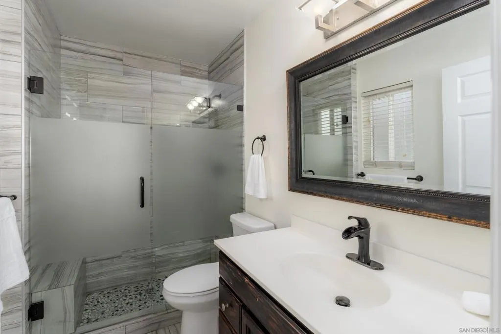 3207 Midway Dr 104, San Diego, California 92110 home-pic-15