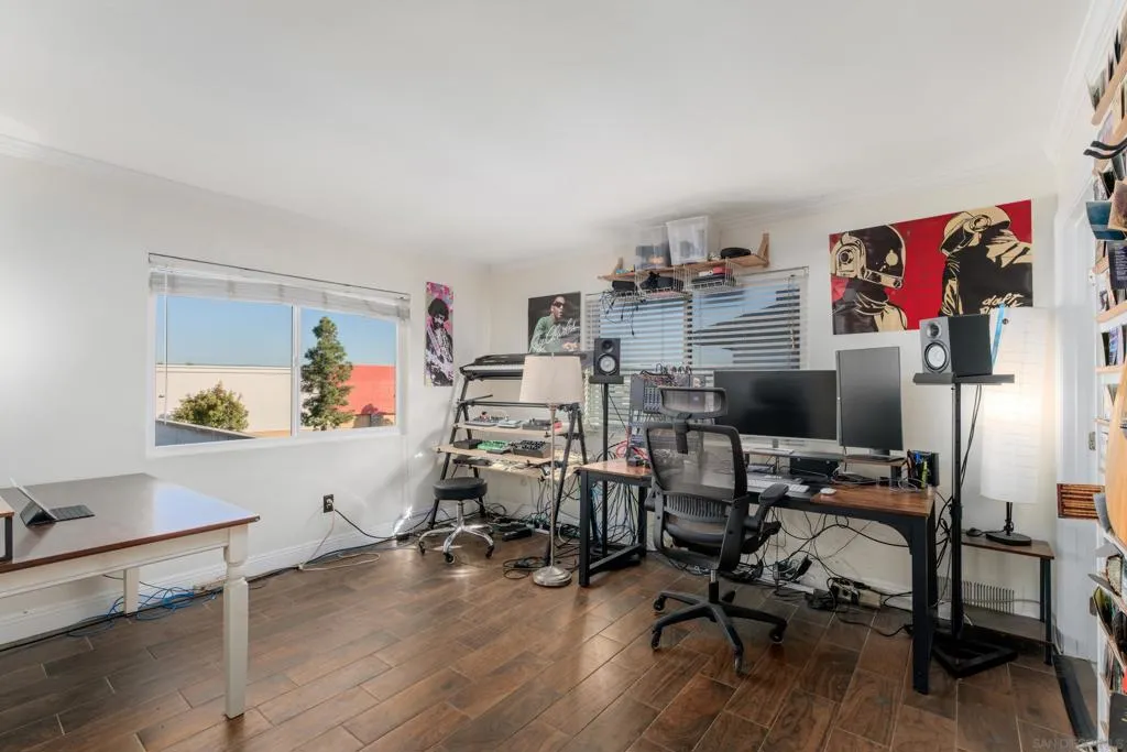 3207 Midway Dr 104, San Diego, California 92110 home-pic-16