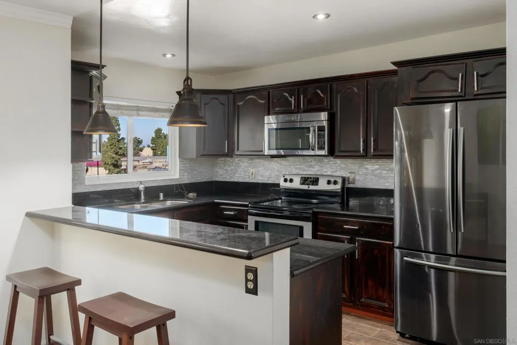 3207 Midway Dr 104, San Diego, California 92110 home-pic-8