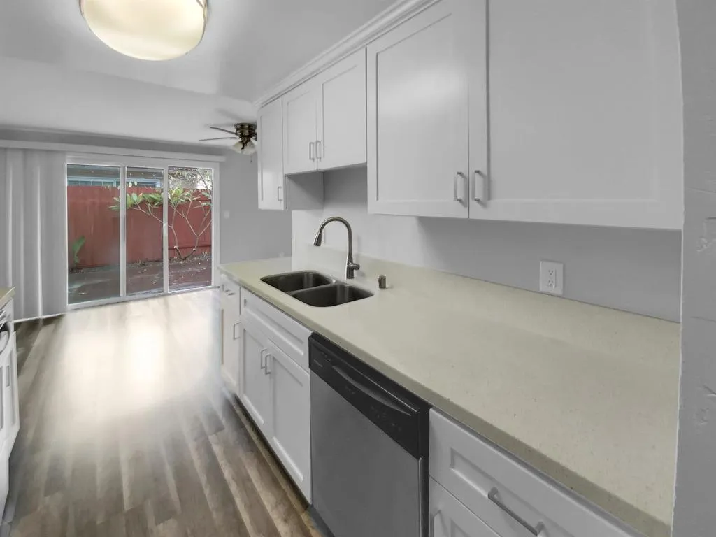 630 1/2 J St, Chula Vista, California 91910 home-pic-8
